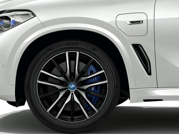 BMW sceglie Pirelli per la salvaguardia dell’ambiente