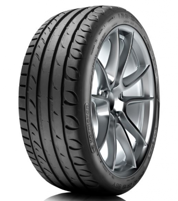 KORMORAN ULTRA HIGH PERFORMANCE 215/55 R17 V