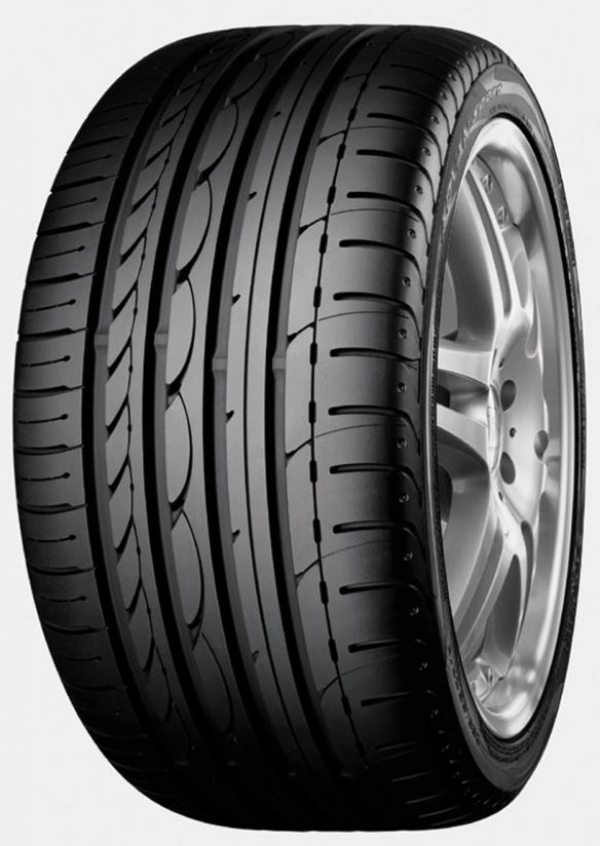 YOKOHAMA ADVAN SPORT V103 225/40 R18 Y